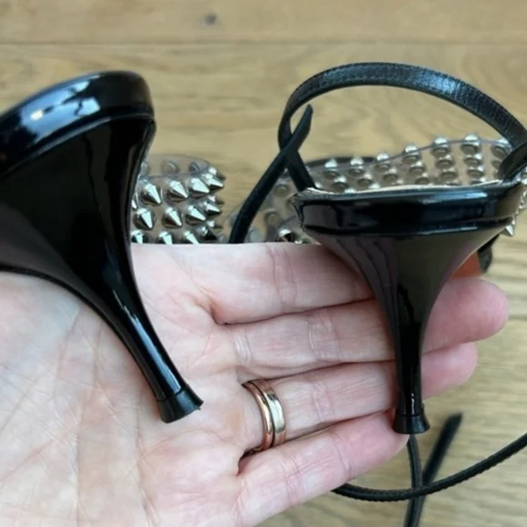 CL🖤Black Lace, Leather and Spiked PVC Levita Rete Pumps - Picture 4 of 8